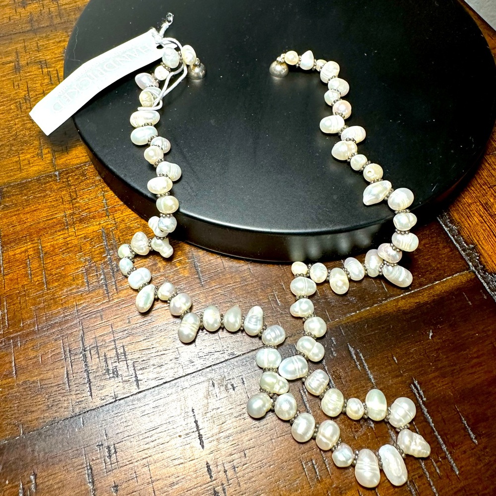 Handpicked Pearl Necklace with magnetic closure